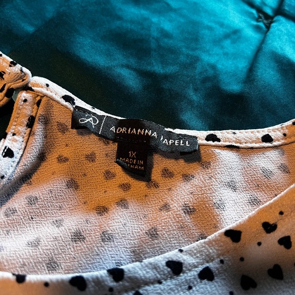 White with black hearts and dots blouse - Picture 3 of 5